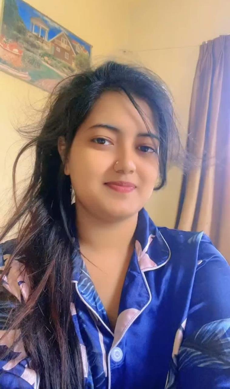 Pooja Bhatt
